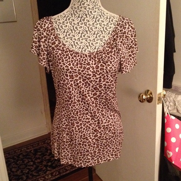 Splendid leopard print top with tie on the back - Picture 1 of 4