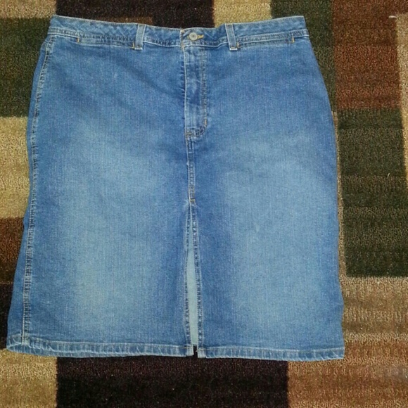 Denim skirt