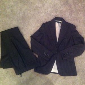 Ladies' suit