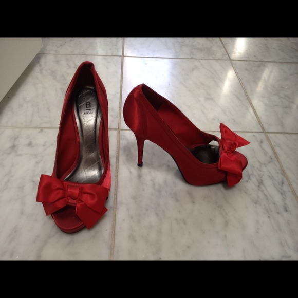 Pumps - Picture 3 of 3