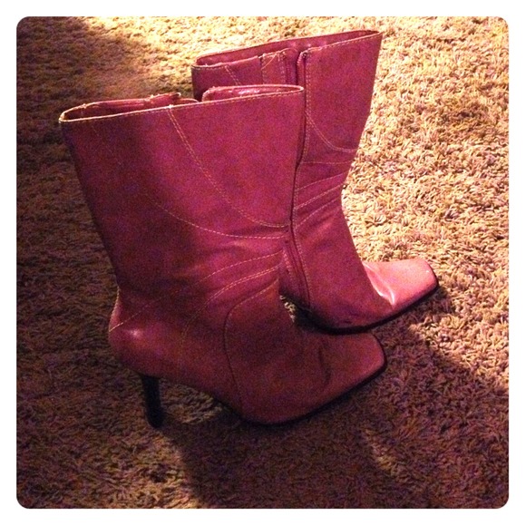 Retro Boots, never worn.