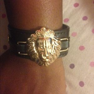 Lion bracelet