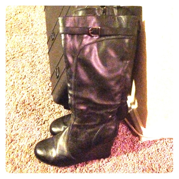Black boots.