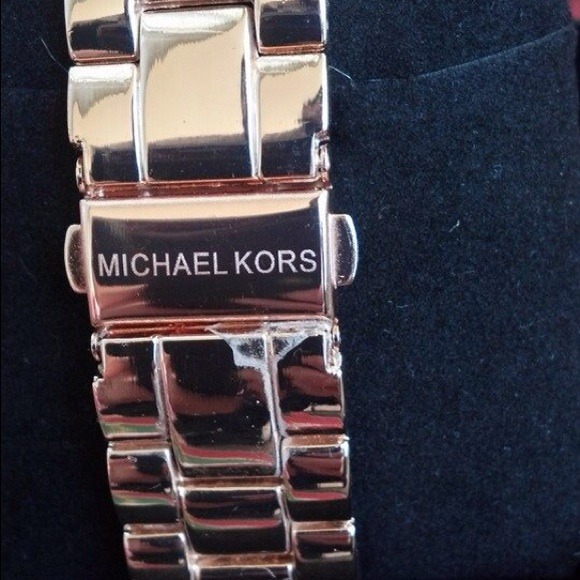 Watch - Picture 3 of 4