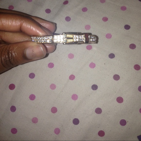 Buckle bracelet - Picture 2 of 2