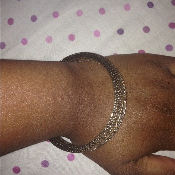 Circle bangle - Picture 3 of 3