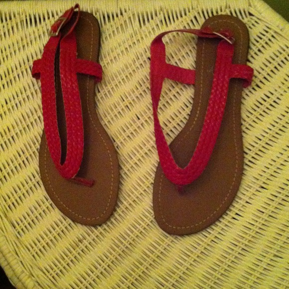 Shoes - 🚫ON HOLD🚫Pink braided sandals