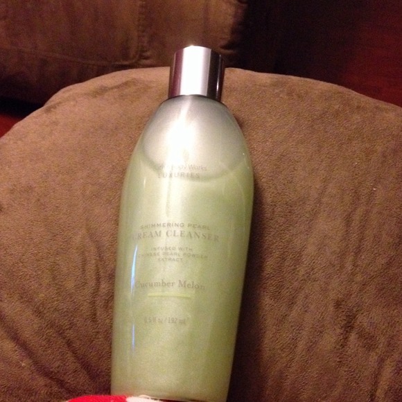 @@SOLD@@@ Bath and body works body wash