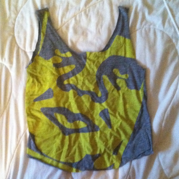 🔺SOLD🔺OBEY grey and yellow tank