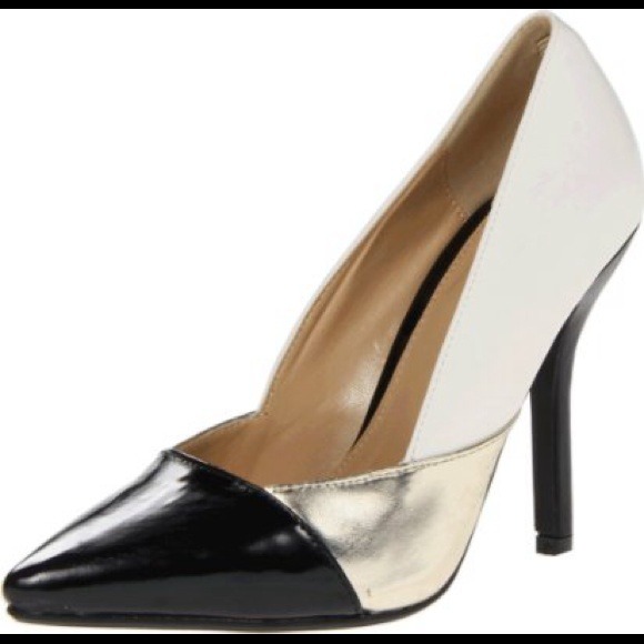 C LABEL Women's Luxe-10 Pump