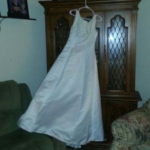 Wedding dress