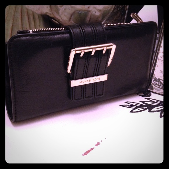 Michael Kors Large wallet