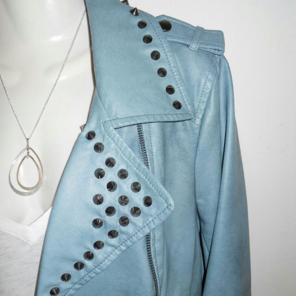 SOLD Faux leather studded jacket sz large - Picture 3 of 3