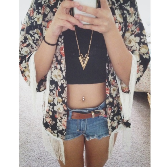 Fringe Flower FloraI Kimono Open Cardigan - Picture 2 of 3