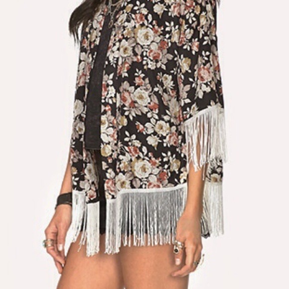 Fringe Flower FloraI Kimono Open Cardigan - Picture 3 of 3
