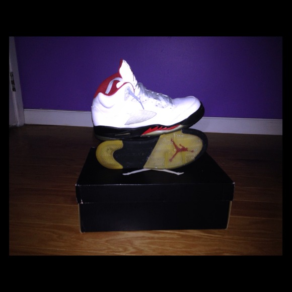 fire red retro 5