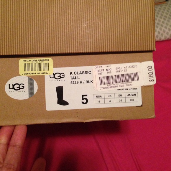 Black Tall Uggs‼️‼️‼️👉SOLD SOLD SOLD👌‼️‼️‼️‼️