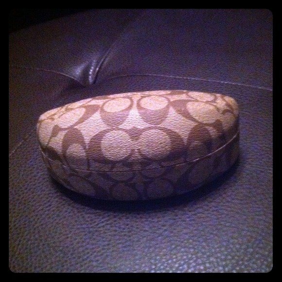 Coach sunglasses case