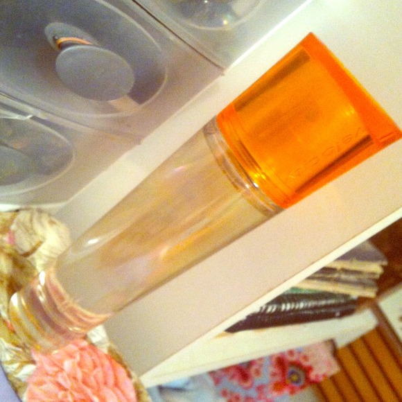 Mary Kay's Eau de Parfume "Velocity"