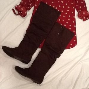 Knee High Brown Slouch Boots Suede Look.  Size 8.5