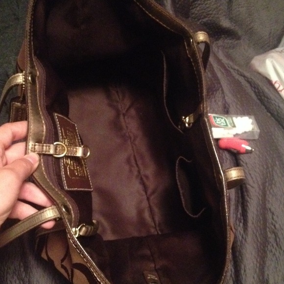 Huge authentic brown coach bag - Picture 3 of 4