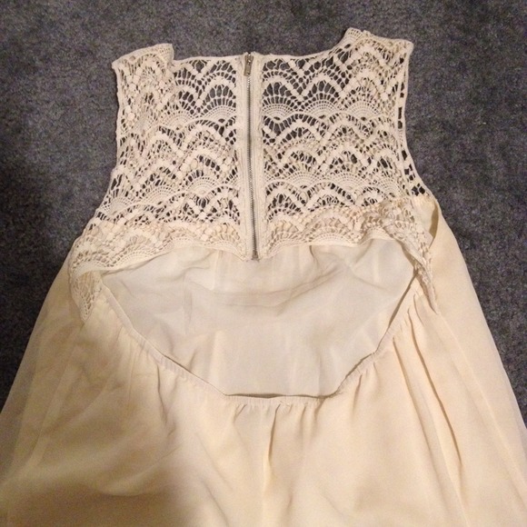 ❤️donated ❤️ Crochet & Chiffon Cutout Dress - Picture 3 of 4