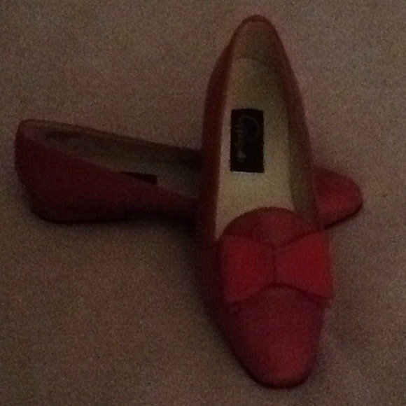 Papagallo beautiful red shoes, worn 3 times 8 1/2