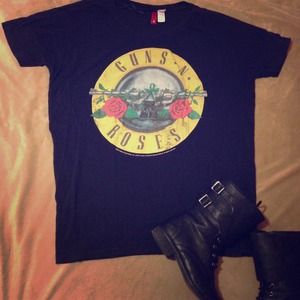 ✨REDUCED✨GNR shirt/dress