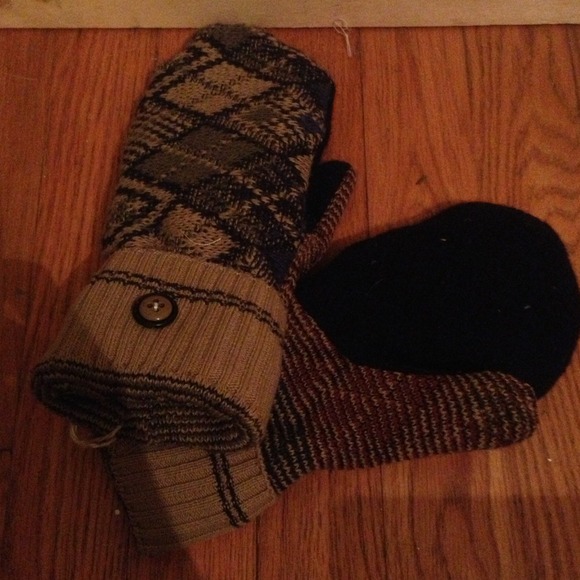 Recycled sweater mittens - Picture 3 of 4