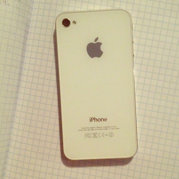 •SOLD• Iphone 4