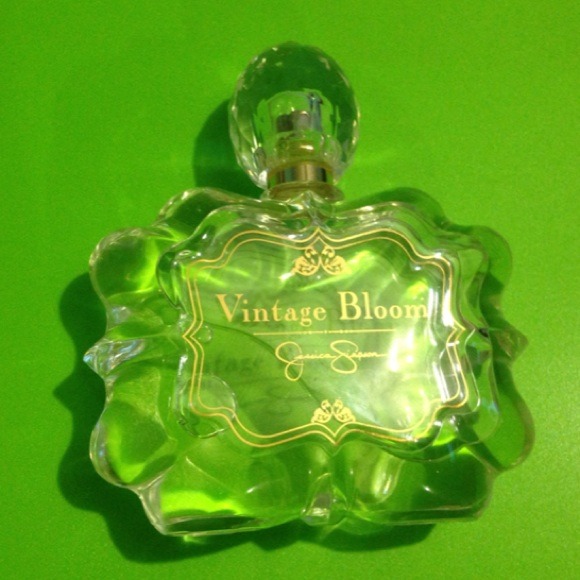 Vintage Bloom by Jessica Simpson perfume