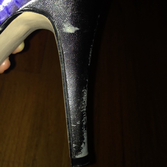 Pumps - Picture 3 of 4