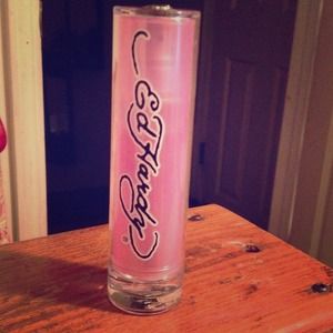 Ed hardy "Loves Kills Slowly" perfume
