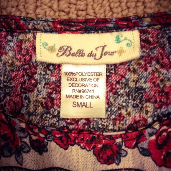 🍁FRINGE BLOUSE🍁 - Picture 3 of 3