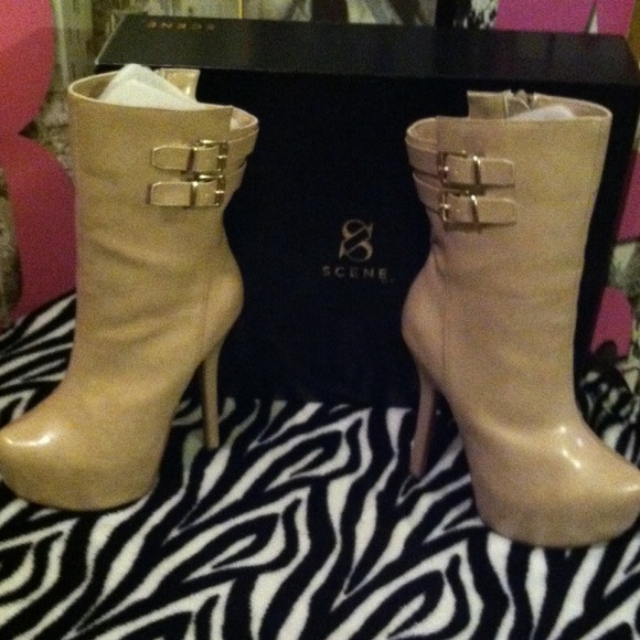 Shoedazzle/Scene