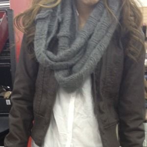 Infinity scarf