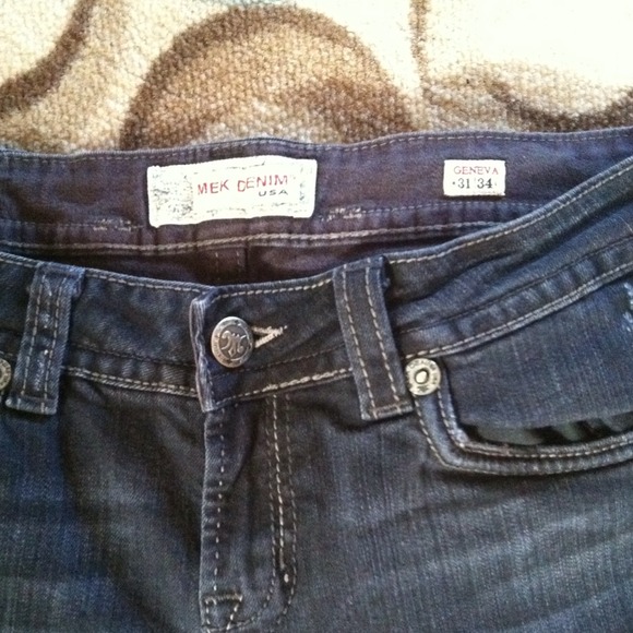 Sold - Picture 3 of 4