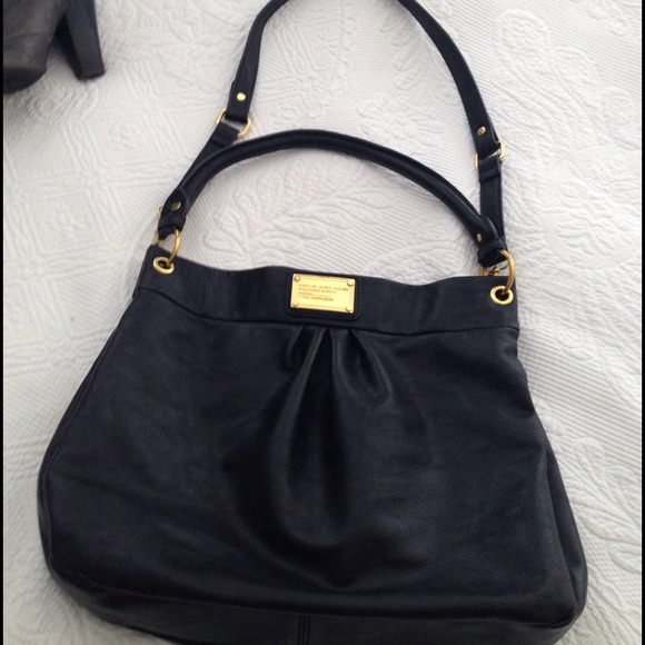 Black Marc Jacobs **authenticty unknown**