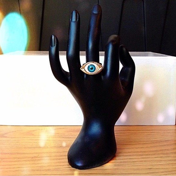 ❗SOLD IN BUNDLE❗'Eye' See You Ring - Picture 2 of 3