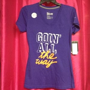 Nwt Nike dri-fit tee