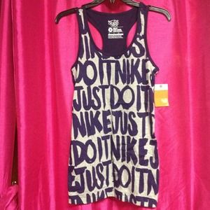 ❌❌sold❌❌Nwt! Nike tank