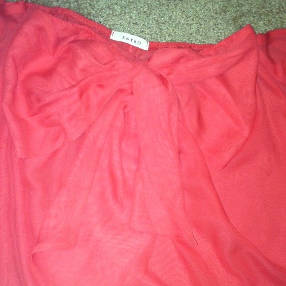 Bow top - Picture 2 of 2