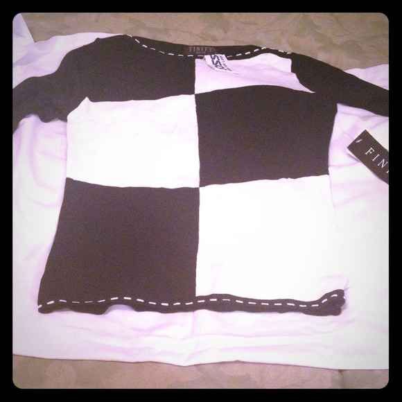 Black and white top