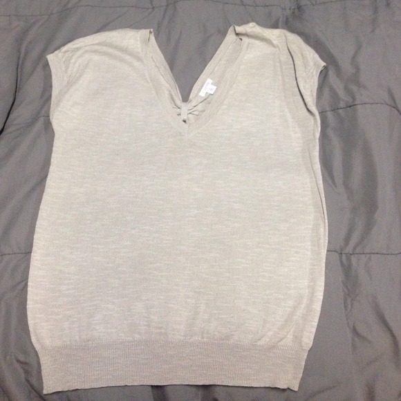 Gray long vneck sweater