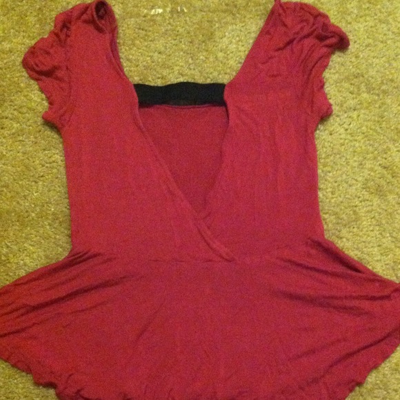 Open back peplum top - Picture 2 of 3