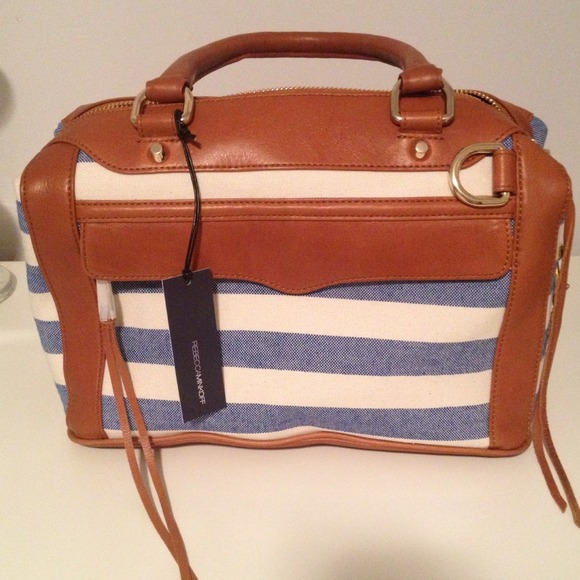 Rebecca Minkoff Handbags - ✨HOST PICK✨ Rebecca Minkoff