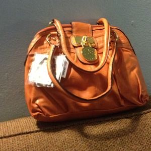 Original Deron Purse part of Beyonce Collection