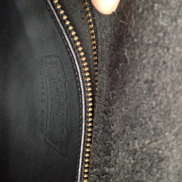 🌀SOLD🌀 Black Coach Willis Bag #9927 - Picture 4 of 4