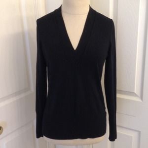 🚫sold in bundle🚫Banana Republic Black  Top