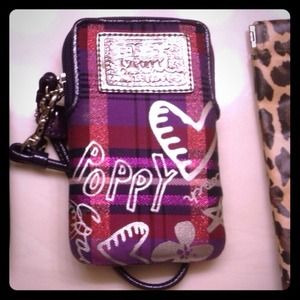 Coach Poppy Wristlet